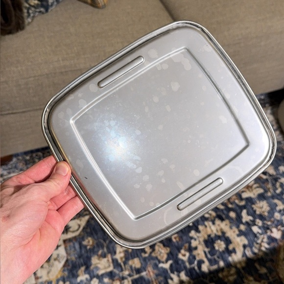 Waring Professional Restaurant WMK300 Belgian Waffle Maker, Brushed Stainless - Picture 11 of 17